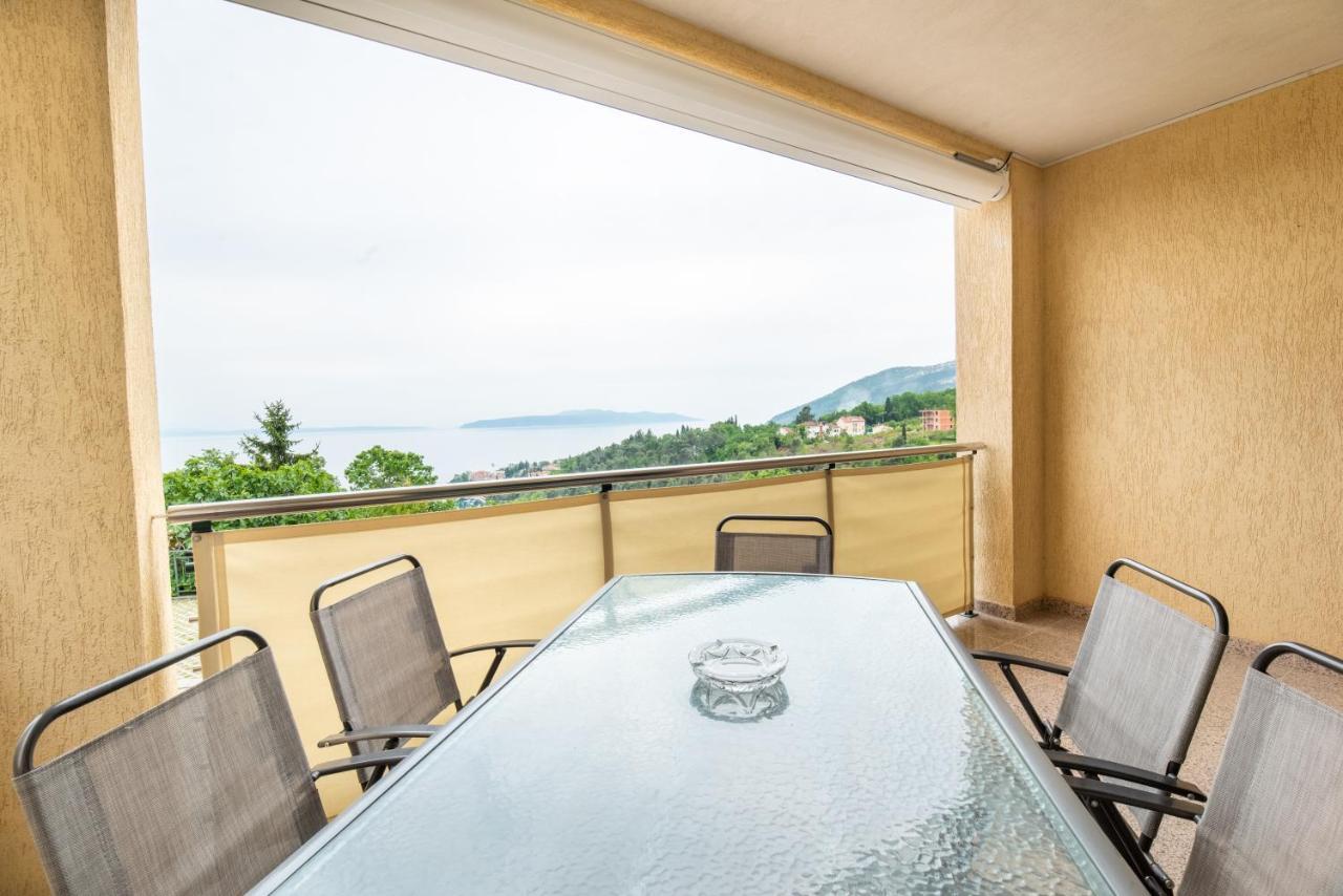 Seaview Apartment Lea Icici Exterior photo
